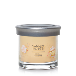 Yankee Signature Vanilla Cupcake Small Tumbler Candle