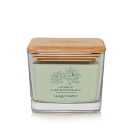 Yankee Well Living Optimistic Lotus Blossom & Aloe Medium Candle